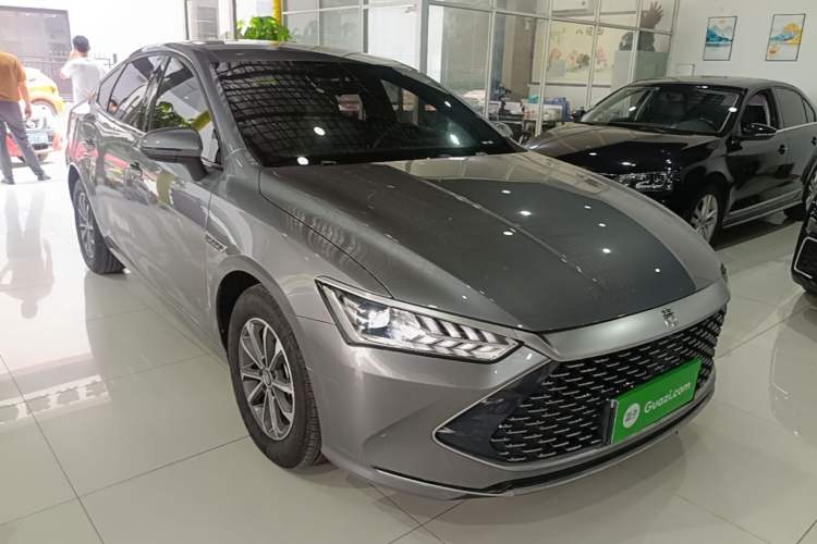 Used BYD Qin PLUS 2024 HONOR Edition DM-i 55KM Leading Model Front Right 45 Deg