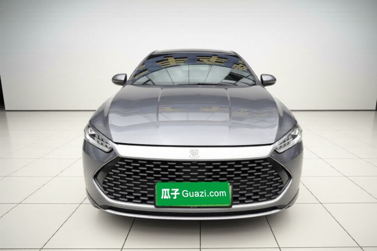 Used BYD Qin PLUS 2024 HONOR Edition DM-i 55KM Beyond Model Front