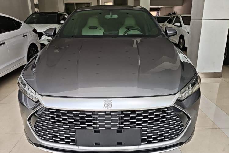 Used BYD Qin PLUS 2024 HONOR Edition DM-i 55KM Leading Model Front