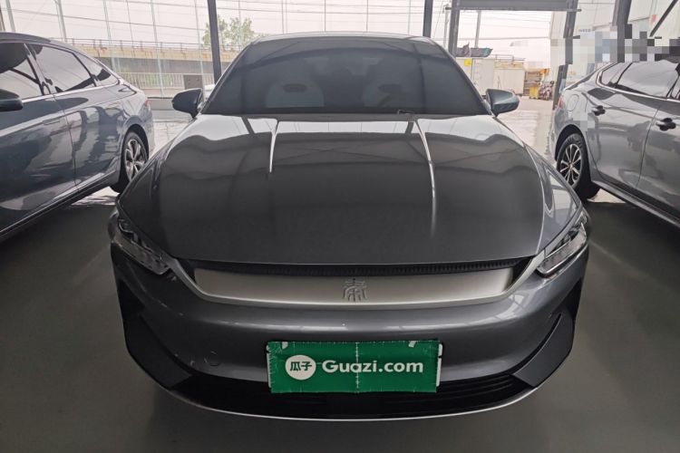 Used BYD Qin PLUS 2024 Honor Edition EV 510KM Leading Model Front
