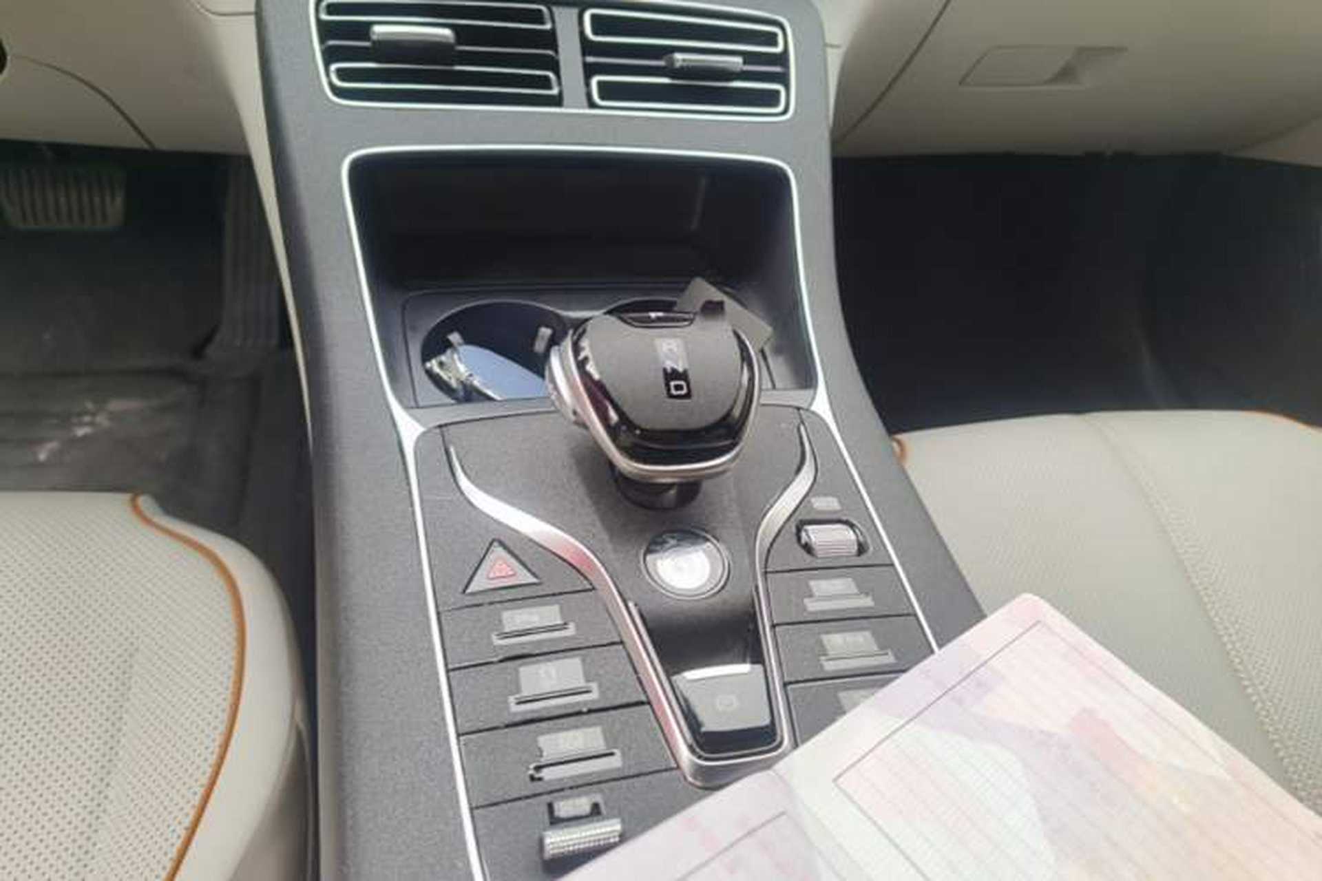 Used BYD Qin PLUS 2024 Honor Edition EV 510KM Beyond Model Gear Lever