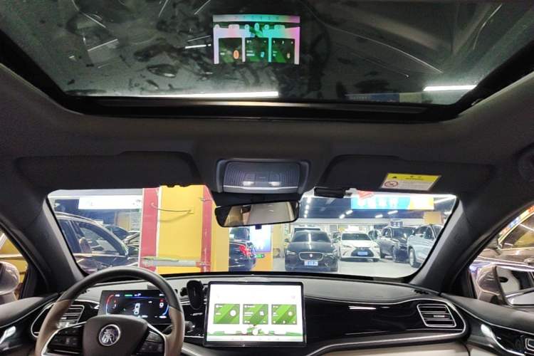 Used BYD Qin PLUS 2024 HONOR Edition DM-i 120KM Excellence Model Headliner