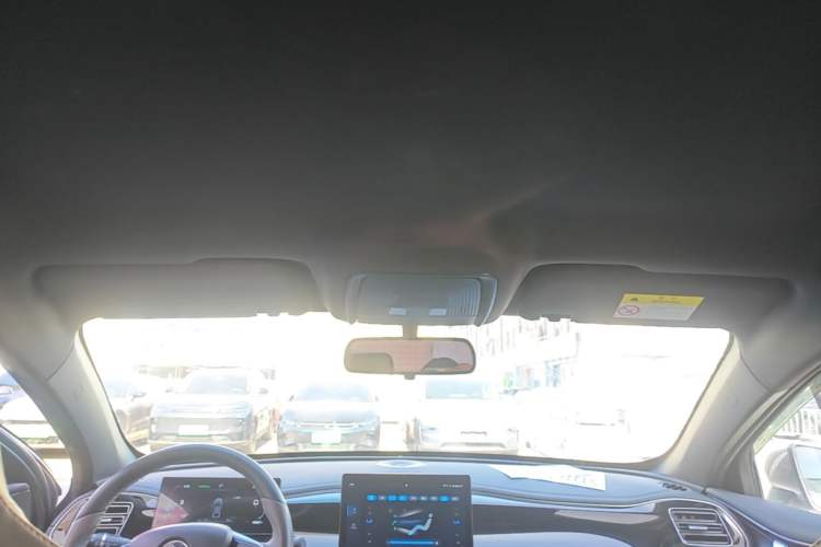 Used BYD Qin PLUS 2024 Honor Edition EV 420KM Leading Model Headliner