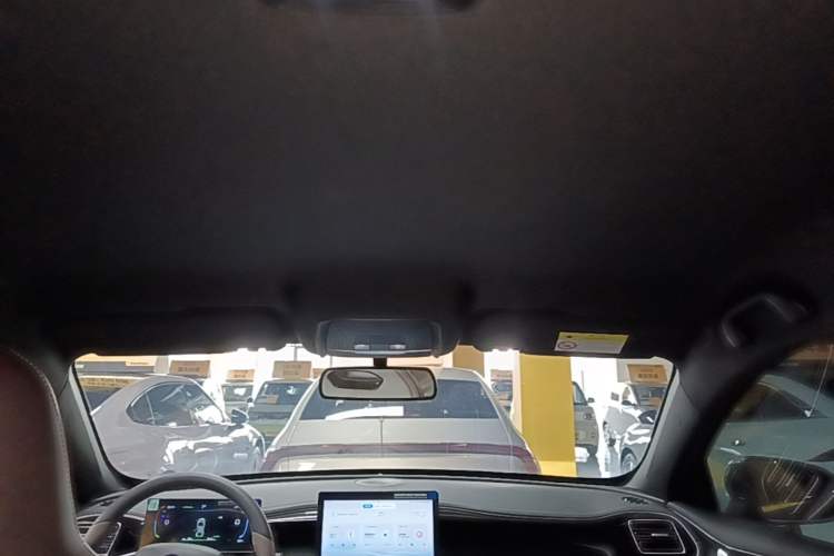 Used BYD Qin PLUS 2024 Honor Edition EV 420KM Leading Model Headliner
