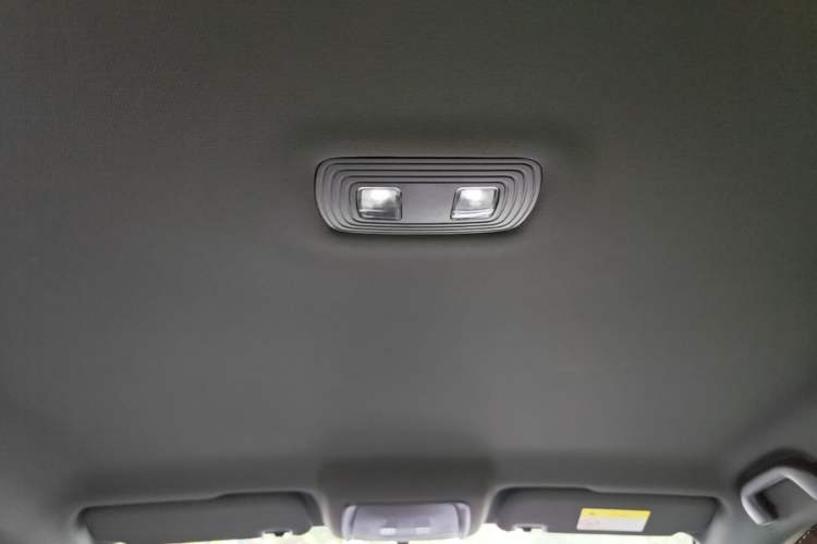Used BYD Qin PLUS 2024 HONOR Edition DM-i 55KM Leading Model Headliner