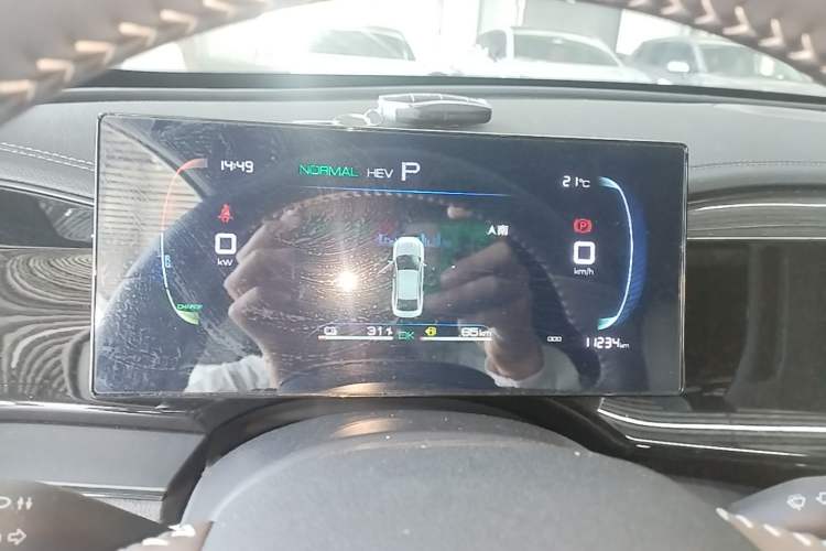 Used BYD Qin PLUS 2024 HONOR Edition DM-i 55KM Leading Model Instrument Cluster