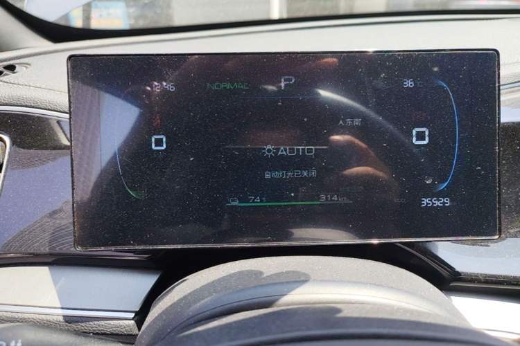 Used BYD Qin PLUS 2024 Honor Edition EV 420KM Beyond Model Instrument Cluster