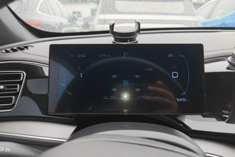 Used BYD Qin PLUS 2024 Honor Edition EV 510KM Leading Model Instrument Cluster