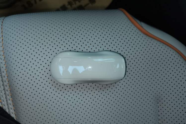 Used BYD Qin PLUS 2024 Honor Edition EV 510KM Beyond Model Interior 1