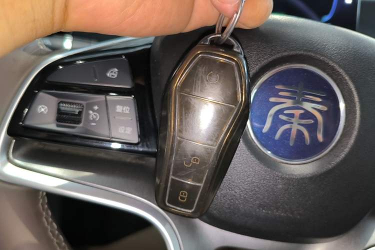 Used BYD Qin PLUS 2024 Honor Edition EV 510KM Leading Model Interior 1