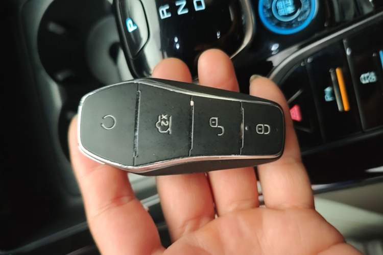 Used BYD Qin PLUS 2024 HONOR Edition DM-i 55KM Leading Model Interior 1