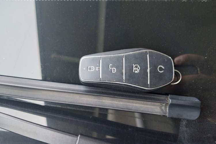 Used BYD Qin PLUS 2024 HONOR Edition DM-i 55KM Leading Model Interior 1