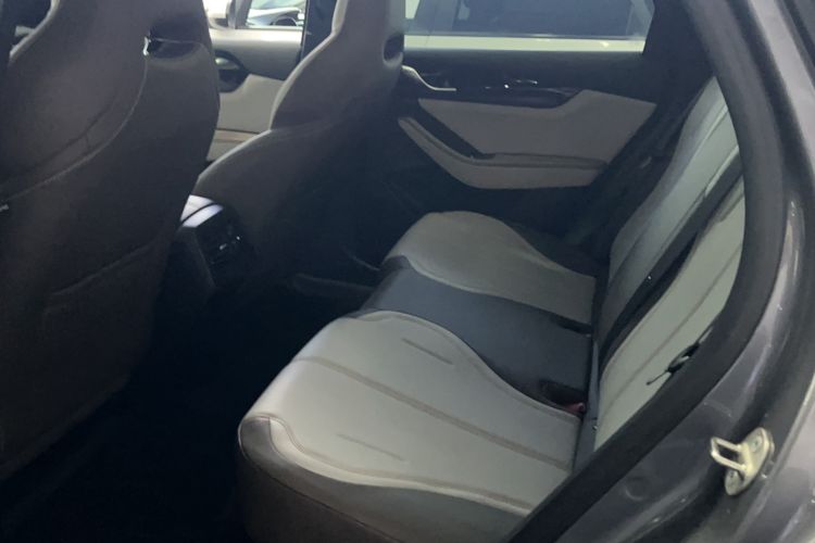 Used BYD Qin PLUS 2024 HONOR Edition DM-i 55KM Leading Model Interior 2