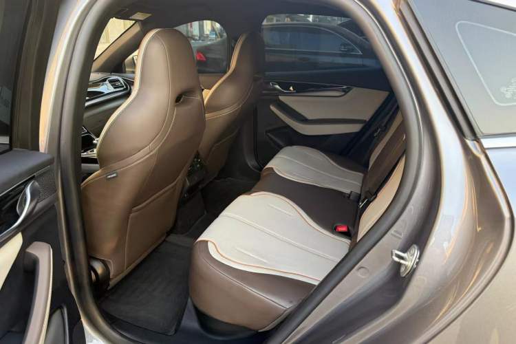 Used BYD Qin PLUS 2024 Honor Edition EV 420KM Leading Model Interior 2