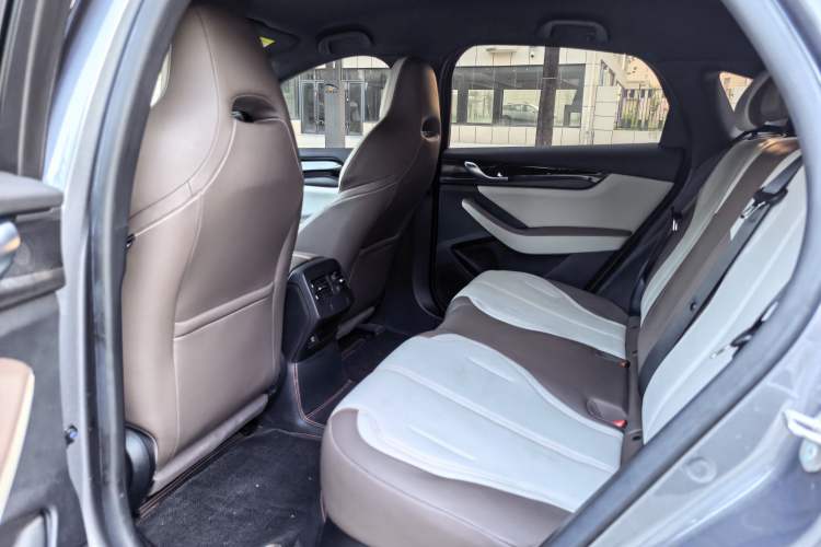 Used BYD Qin PLUS 2024 HONOR Edition DM-i 55KM Leading Model Interior 2