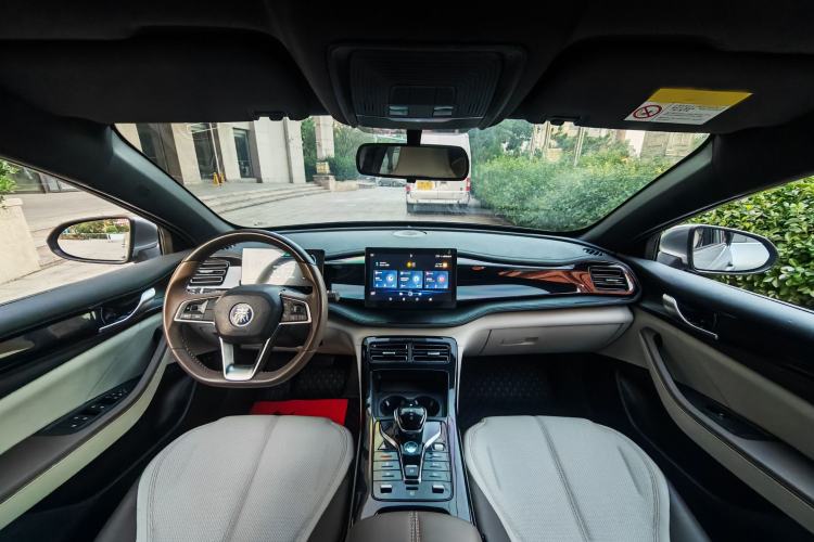 Used BYD Qin PLUS 2024 HONOR Edition DM-i 55KM Leading Model Interior 2