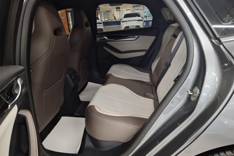 Used BYD Qin PLUS 2024 Honor Edition EV 510KM Leading Model Interior 2