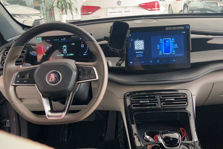 Used BYD Qin PLUS 2024 HONOR Edition DM-i 55KM Leading Model Interior 3