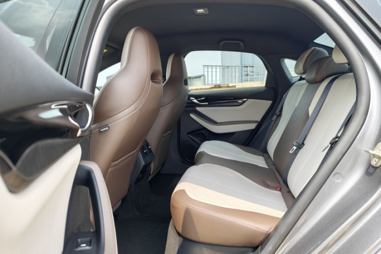Used BYD Qin PLUS 2024 HONOR Edition DM-i 55KM Leading Model Interior 3