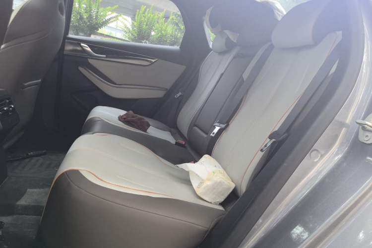 Used BYD Qin PLUS 2024 Honor Edition EV 510KM Excellence Model Interior 4