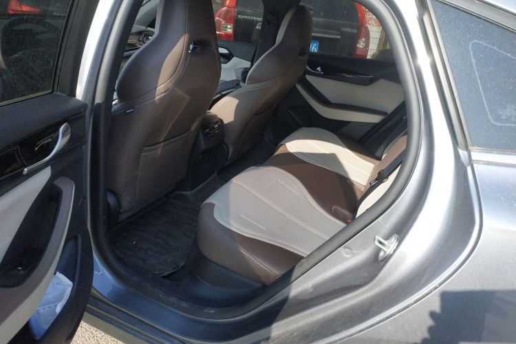 Used BYD Qin PLUS 2024 HONOR Edition DM-i 55KM Leading Model Interior 4