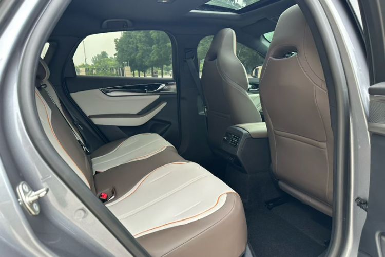 Used BYD Qin PLUS 2024 Honor Edition EV 420KM Beyond Model Interior 4