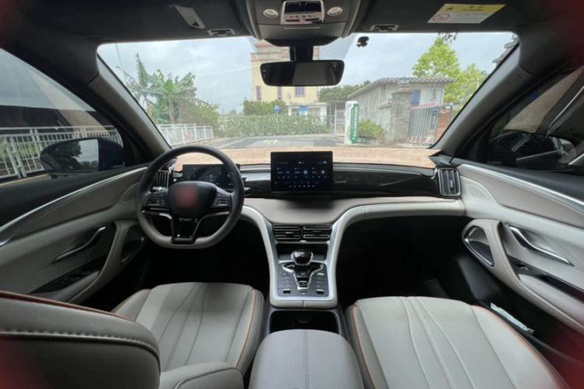 Used BYD Qin PLUS 2024 HONOR Edition DM-i 55KM Leading Model Interior 9
