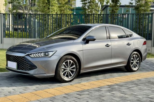 Used BYD Qin PLUS 2024 HONOR Edition DM-i 55KM Leading Model