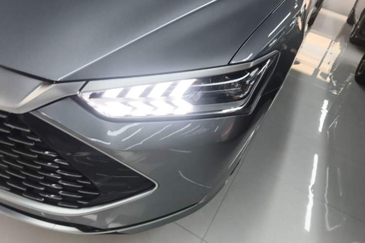 Used BYD Qin PLUS 2024 HONOR Edition DM-i 55KM Leading Model Left Front Headlight