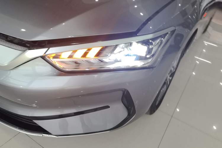 Used BYD Qin PLUS 2024 Honor Edition EV 420KM Leading Model Left Front Headlight