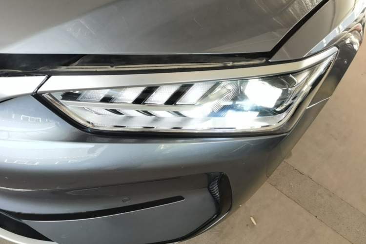 Used BYD Qin PLUS 2024 Honor Edition EV 420KM Beyond Model Left Front Headlight