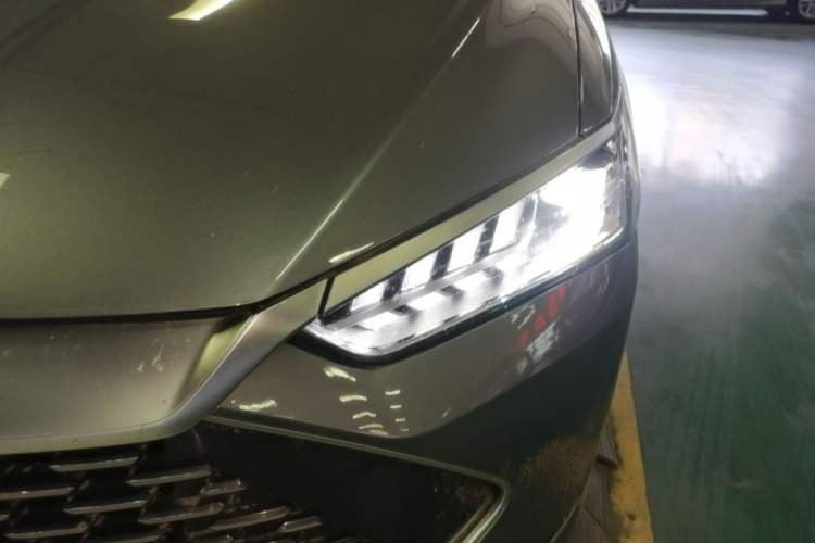 Used BYD Qin PLUS 2024 HONOR Edition DM-i 55KM Beyond Model Left Front Headlight