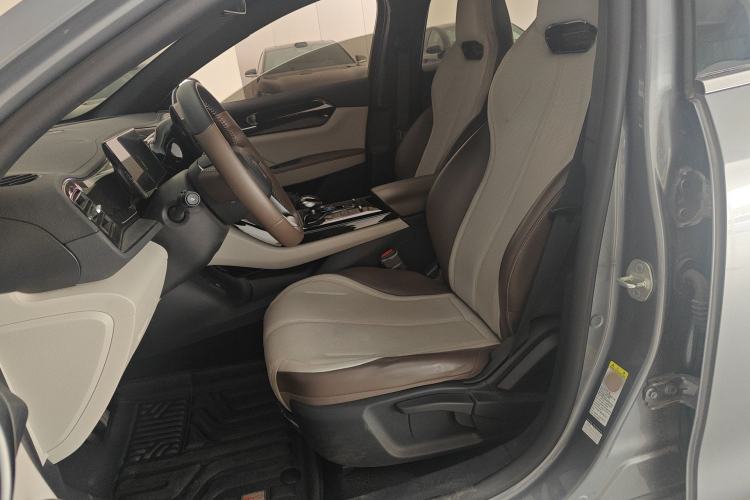 Used BYD Qin PLUS 2024 HONOR Edition DM-i 55KM Leading Model Left Front Seat