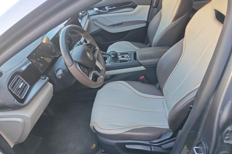 Used BYD Qin PLUS 2024 Honor Edition EV 420KM Leading Model Left Front Seat
