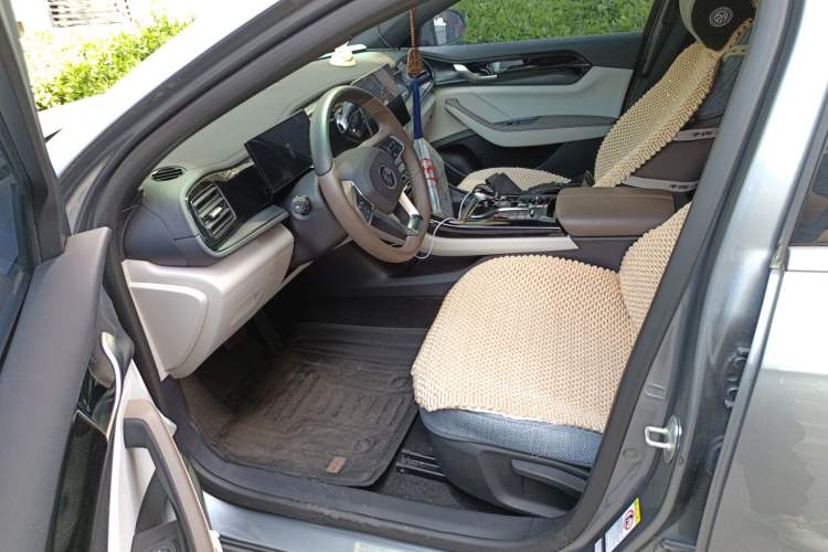 Used BYD Qin PLUS 2024 HONOR Edition DM-i 55KM Leading Model Left Front Seat