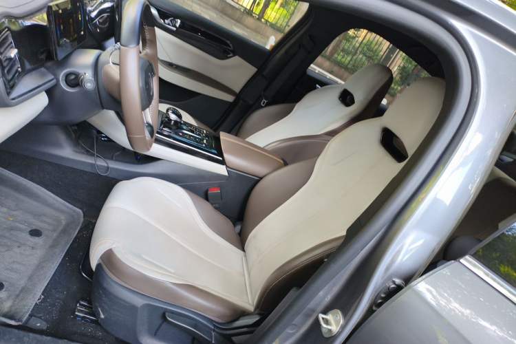 Used BYD Qin PLUS 2024 HONOR Edition DM-i 55KM Leading Model Left Front Seat
