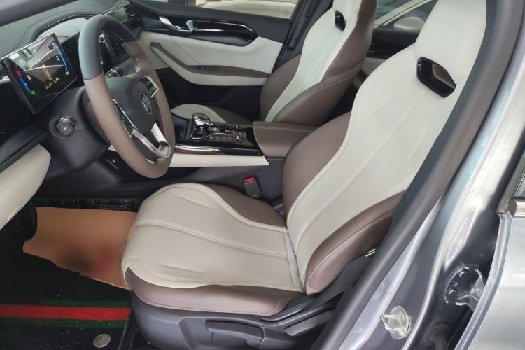 Used BYD Qin PLUS 2024 HONOR Edition DM-i 55KM Leading Model Left Front Seat