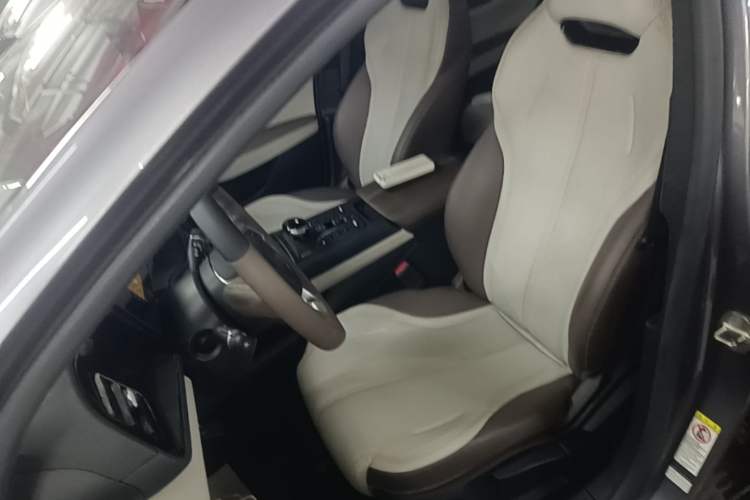 Used BYD Qin PLUS 2024 HONOR Edition DM-i 55KM Leading Model Left Front Seat