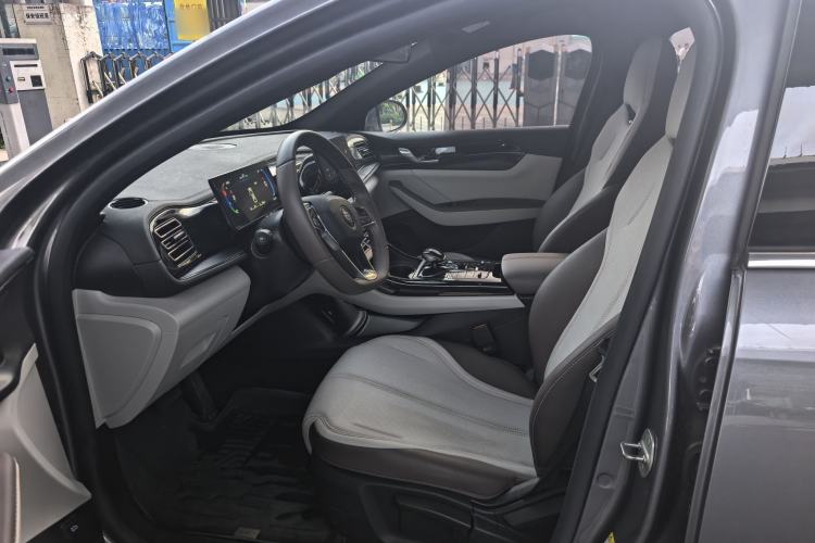 Used BYD Qin PLUS 2024 HONOR Edition DM-i 55KM Leading Model Left Front Seat