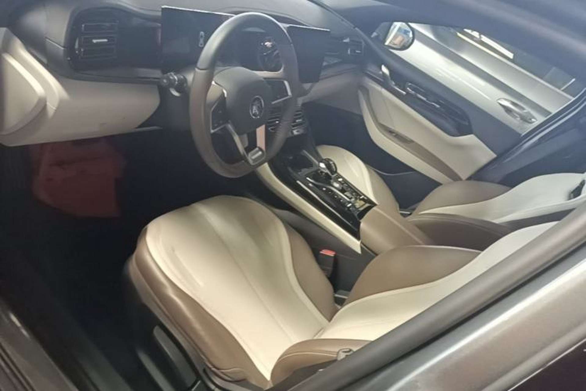 Used BYD Qin PLUS 2024 HONOR Edition DM-i 55KM Leading Model Left Front Seat