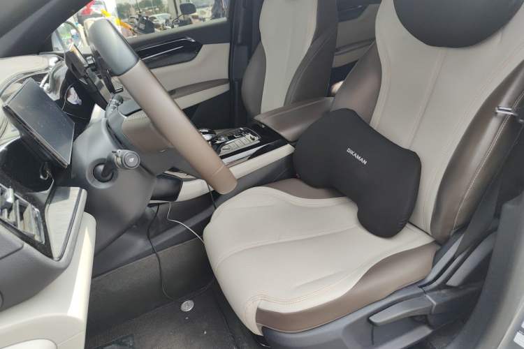 Used BYD Qin PLUS 2024 HONOR Edition DM-i 55KM Leading Model Left Front Seat
