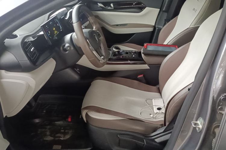 Used BYD Qin PLUS 2024 HONOR Edition DM-i 55KM Leading Model Left Front Seat