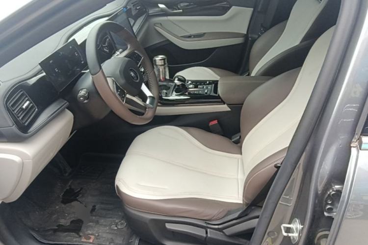 Used BYD Qin PLUS 2024 HONOR Edition DM-i 55KM Leading Model Left Front Seat