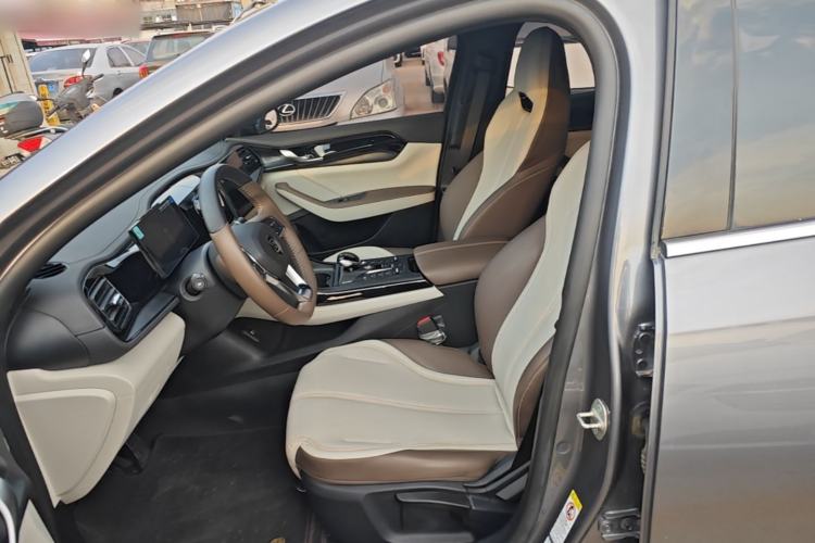 Used BYD Qin PLUS 2024 HONOR Edition DM-i 55KM Leading Model Left Front Seat