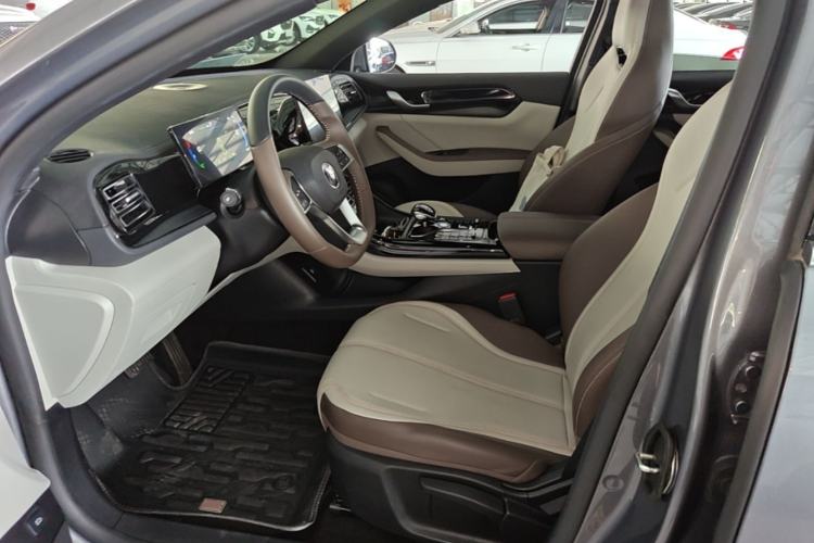 Used BYD Qin PLUS 2024 HONOR Edition DM-i 55KM Leading Model Left Front Seat
