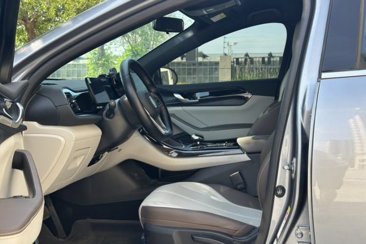 Used BYD Qin PLUS 2024 HONOR Edition DM-i 55KM Leading Model Left Front Seat
