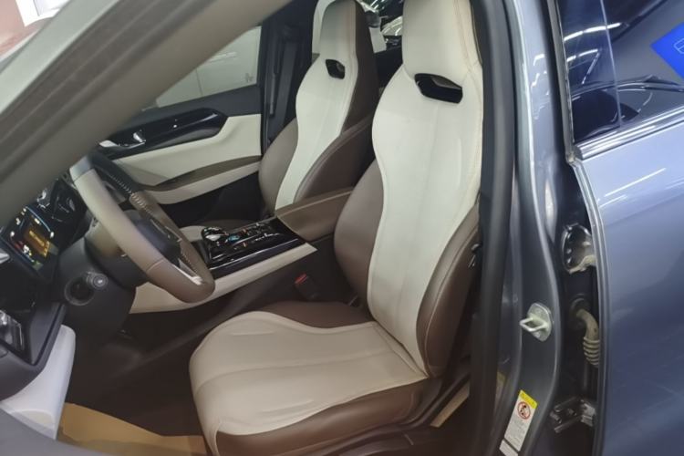 Used BYD Qin PLUS 2024 HONOR Edition DM-i 55KM Leading Model Left Front Seat