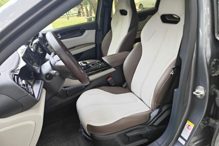 Used BYD Qin PLUS 2024 HONOR Edition DM-i 55KM Leading Model Left Front Seat