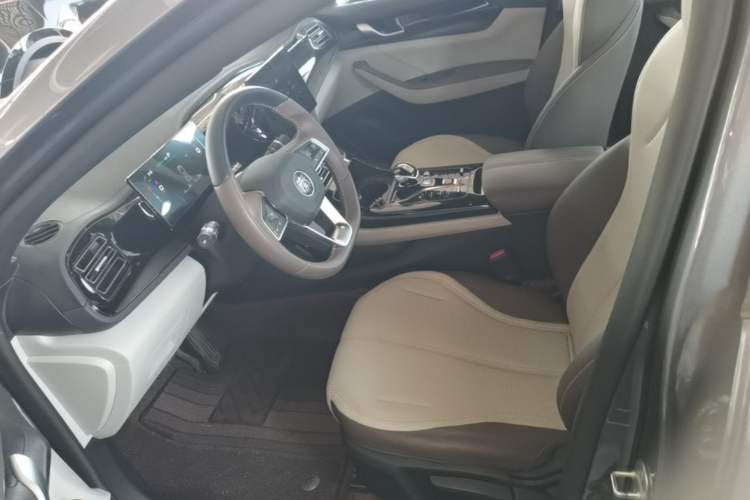 Used BYD Qin PLUS 2024 HONOR Edition DM-i 55KM Leading Model Left Front Seat
