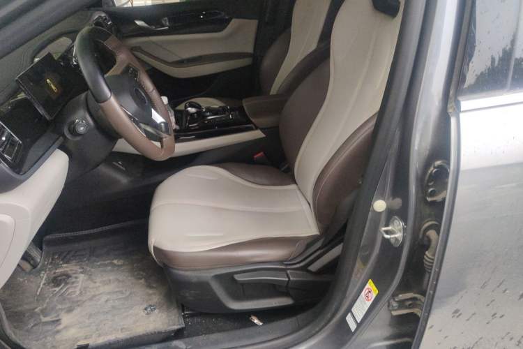 Used BYD Qin PLUS 2024 HONOR Edition DM-i 55KM Leading Model Left Front Seat